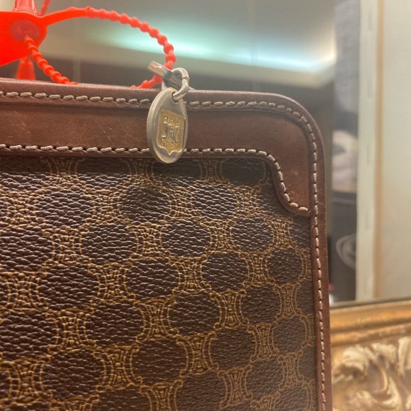 SOLD—Celine Triomphe Vintage Canvas Monogram Macadam Leather Clutch Cosmetic - Picture 4 of 16